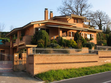 Villa residenziale in periferia